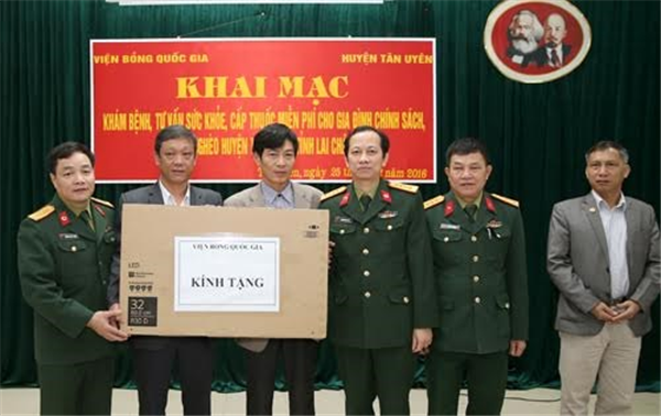 Viện Bỏng Quốc gia Lê Hữu Trác khám bệnh miễn phí cho đồng bào tại Lai Châu